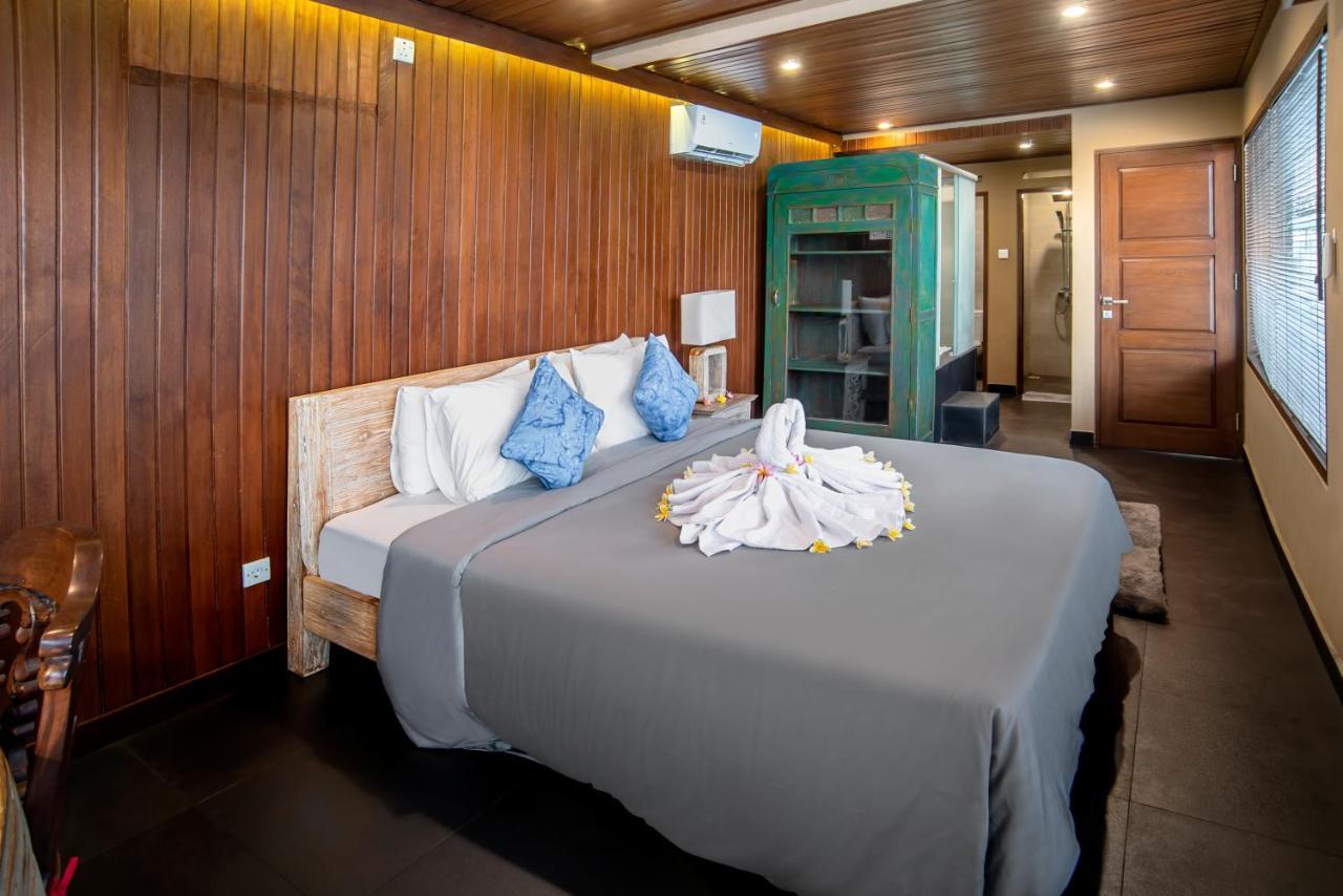 Pnb Beach Resort Canggu  Exterior photo