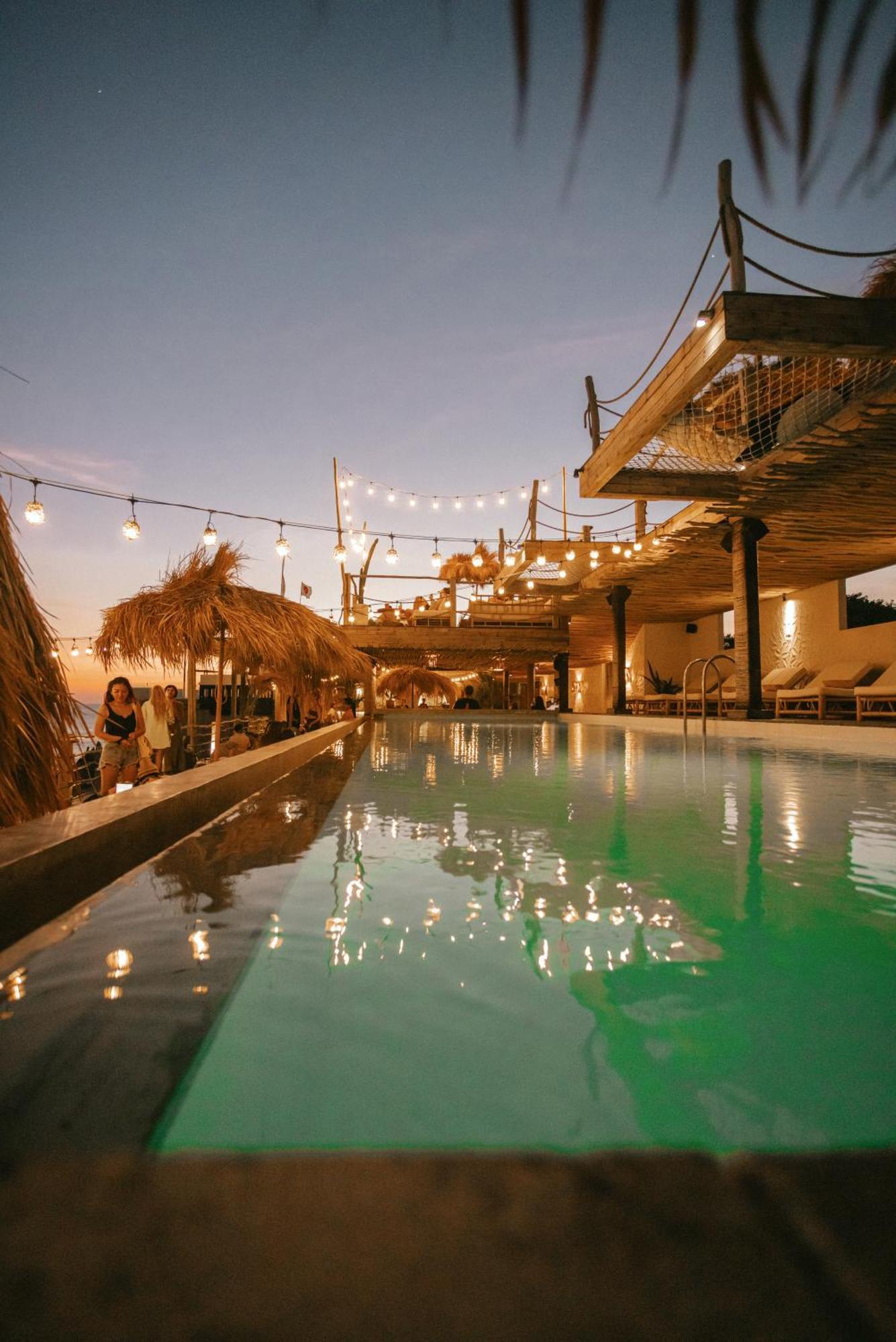 Pnb Beach Resort Canggu  Exterior photo